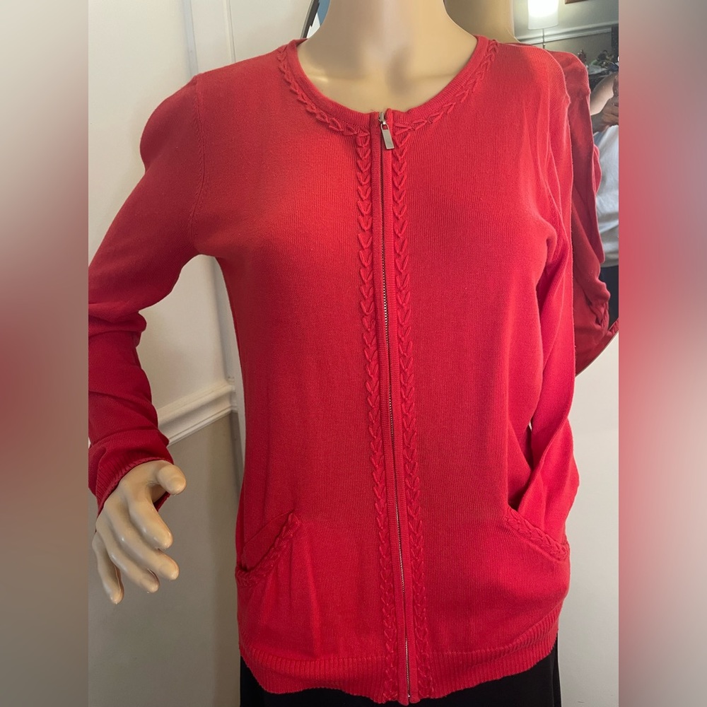 Cardigan sweater front zipper Liz Claiborne size S cherry